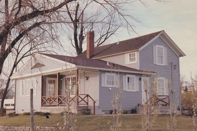 Photo Courtesy of Wayzata Historical Society: Section foreman house in the 1960s